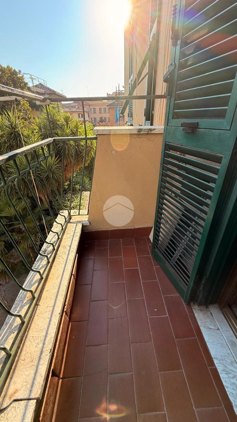 Bilocale in Via Volterra 14, Roma
