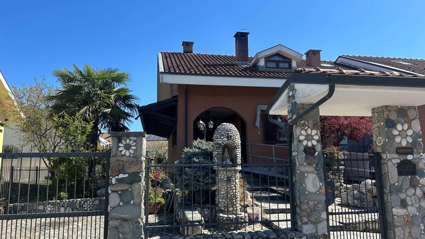 Appartamento in Via Don Romano Grosso, Airasca — foto 2 di 4