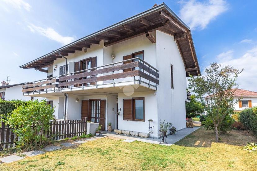 Villa in Via Giuseppe Saragat 10, Ivrea
