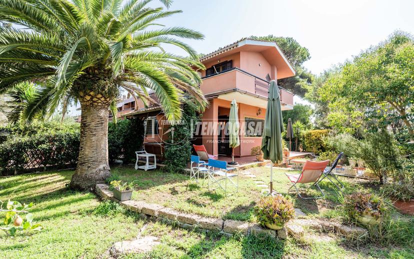Villa a schiera in Via Venere, Ladispoli — foto 3 di 5