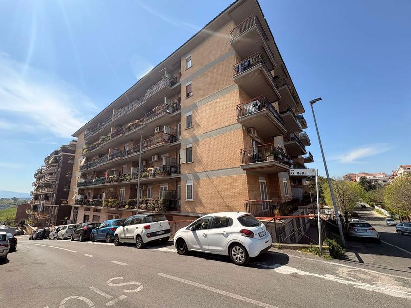 Quadrilocale in Via Gioacchino Belli 17, Guidonia Montecelio