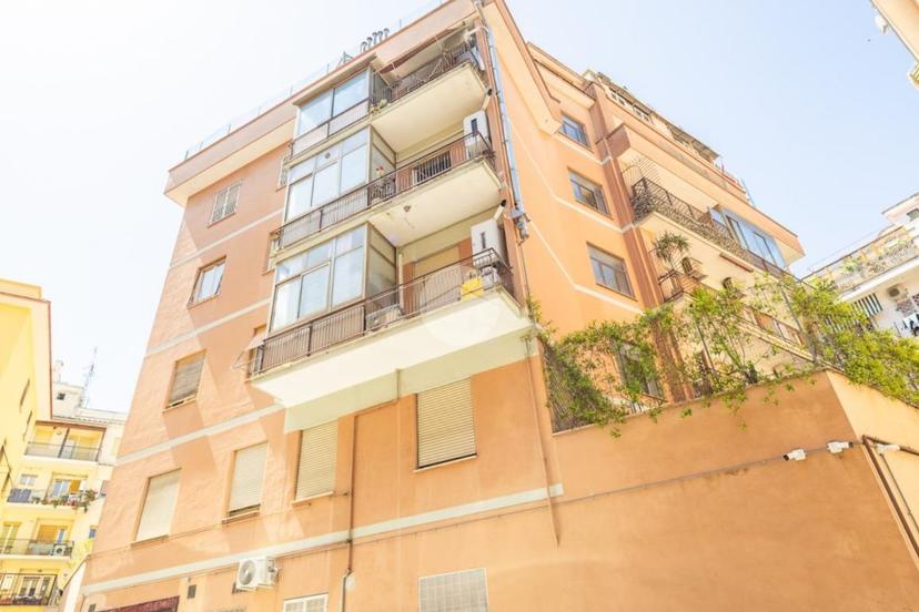 Trilocale in Via Francesco Catel 25, Roma