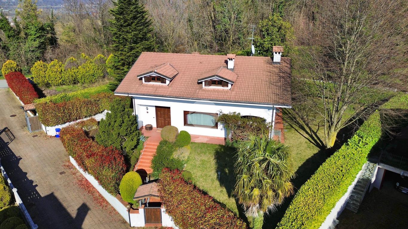 Villa in Via Monte Cuneo 36, Avigliana