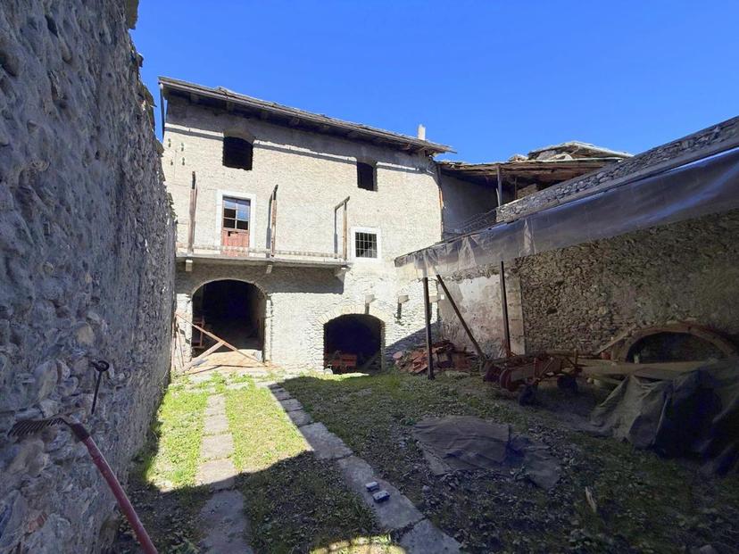 Rustico in Via Des Ambrois 38, Oulx