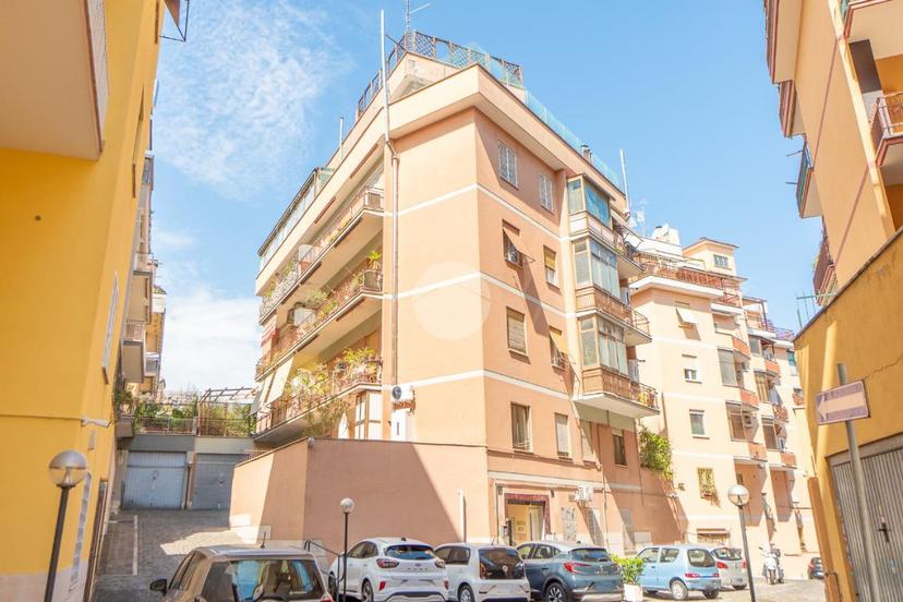 Trilocale in Via Francesco Catel 25, Roma