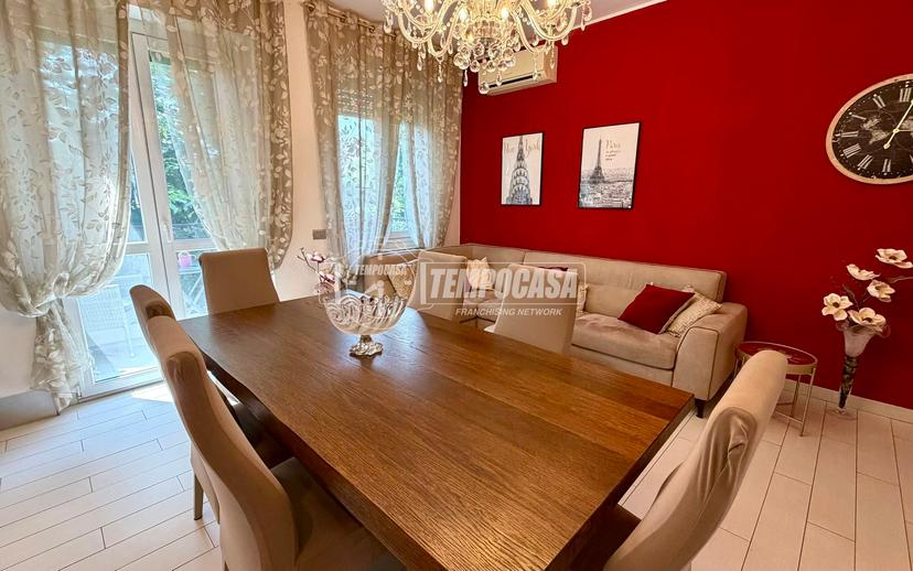 Trilocale in Viale Liguria 52, Cologno Monzese