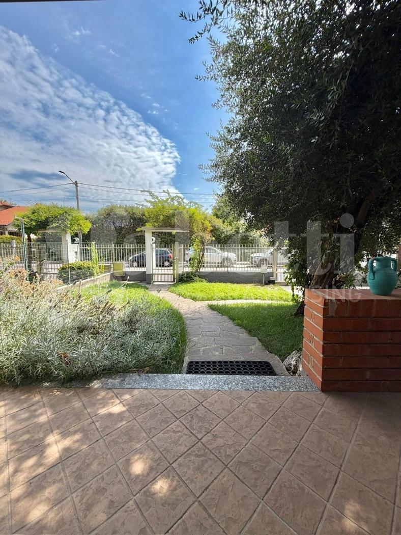 Villa in Via Martinelli 42, Senago — foto 3 di 5