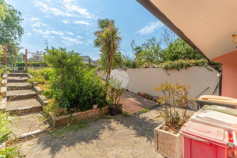 Villa a schiera in Via Leonida Bissolati 19, Trezzano sul Naviglio