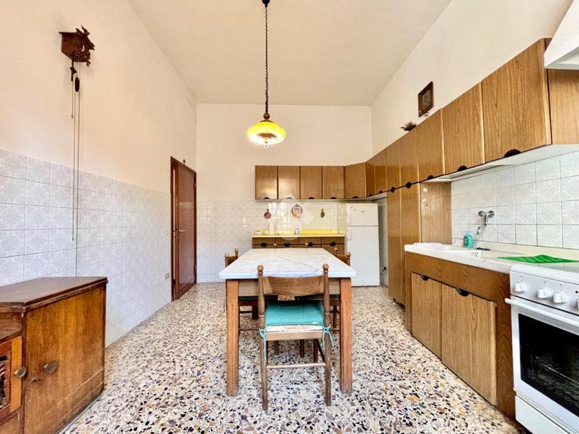Casa indipendente in Via Dante Alighieri 132, Capraia e Limite — foto 2 di 5