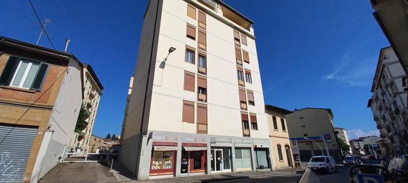 Trilocale in Via Reginaldo Giuliani 104, Firenze