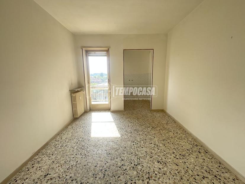 Trilocale in Viale Camillo Olivetti 11, Agliè — foto 4 di 5
