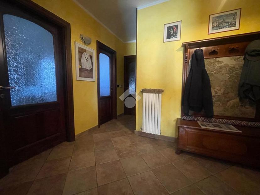 Villa in Via Str. Ruale, San Giusto Canavese — foto 3 di 5
