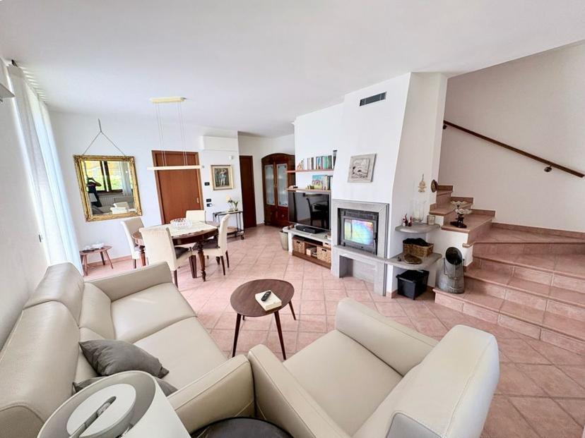 Villa, San Colombano al Lambro — foto 2 di 5