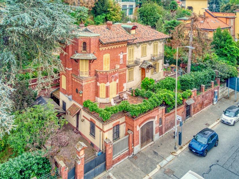 Casa indipendente in Corso Moncalieri 253, Torino