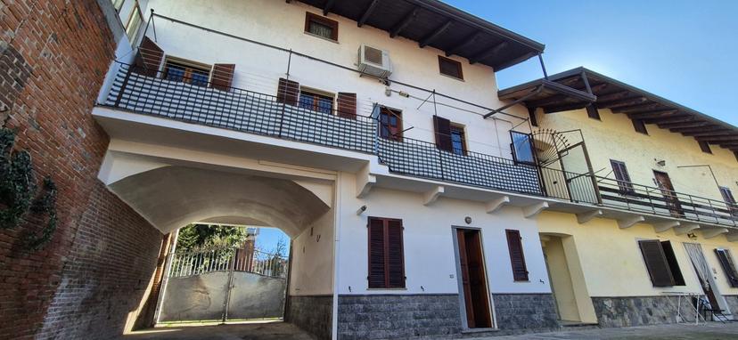 Casa indipendente in Via San Raffaele, Chivasso — foto 2 di 5