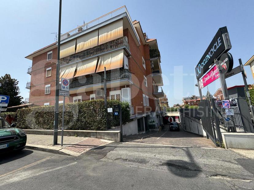 Trilocale in Via Mura dei Francesi 11, Ciampino — foto 3 di 5