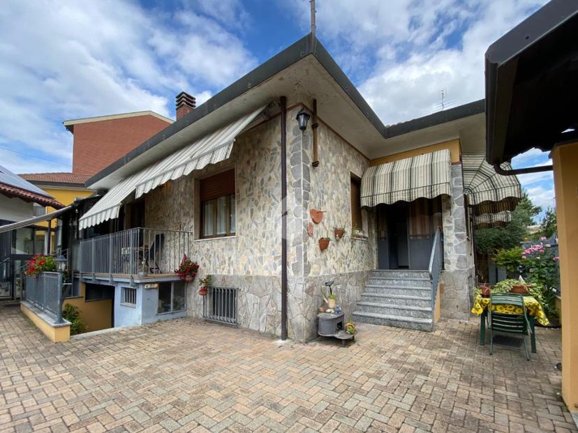 Villa in Via Nazario Sauro 12, Grugliasco — foto 5 di 5