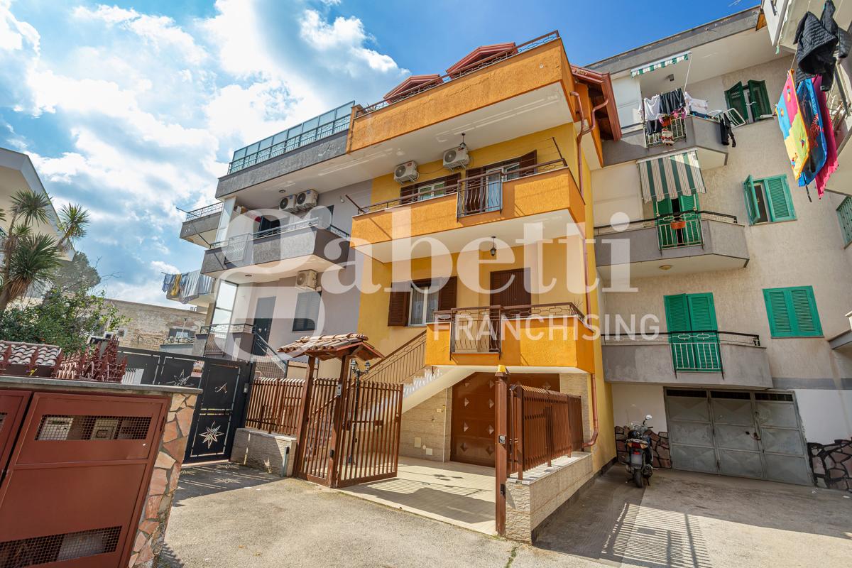 Villa in Via San Lorenzo 21, Mugnano di Napoli