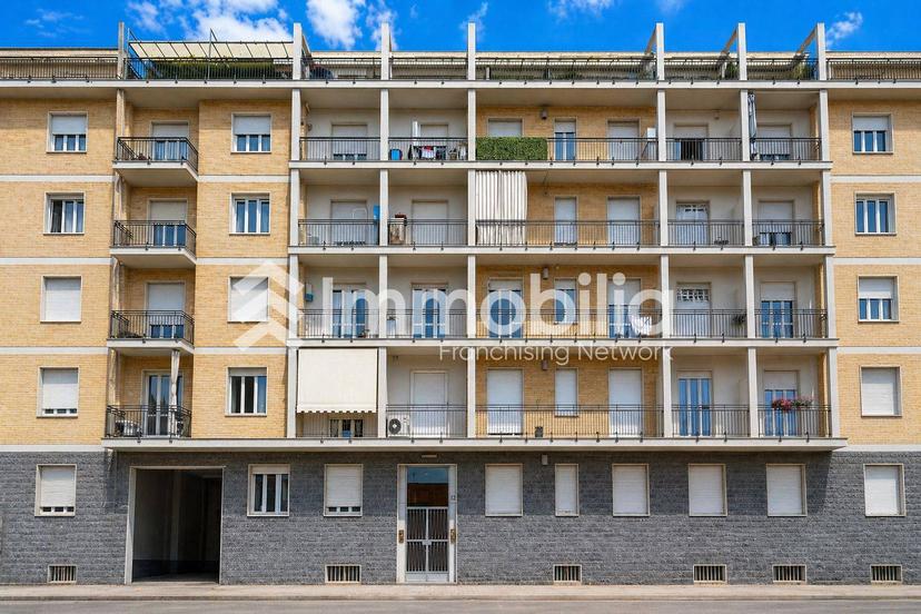 Bilocale in Via Rio De Janeiro 32, Torino
