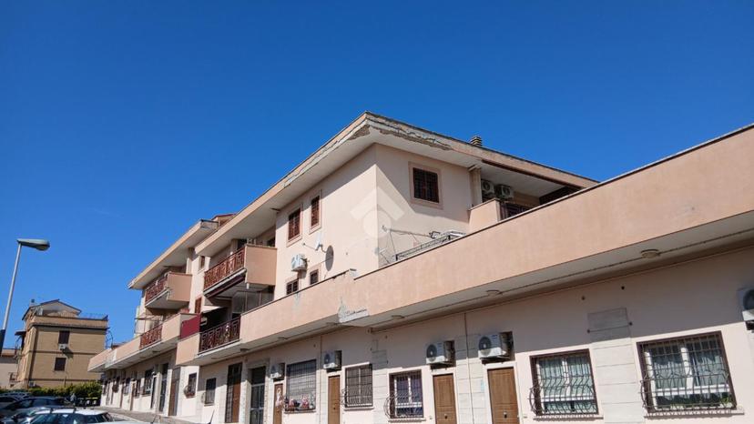 Trilocale in Via Antonio Galtarossa 9, Roma
