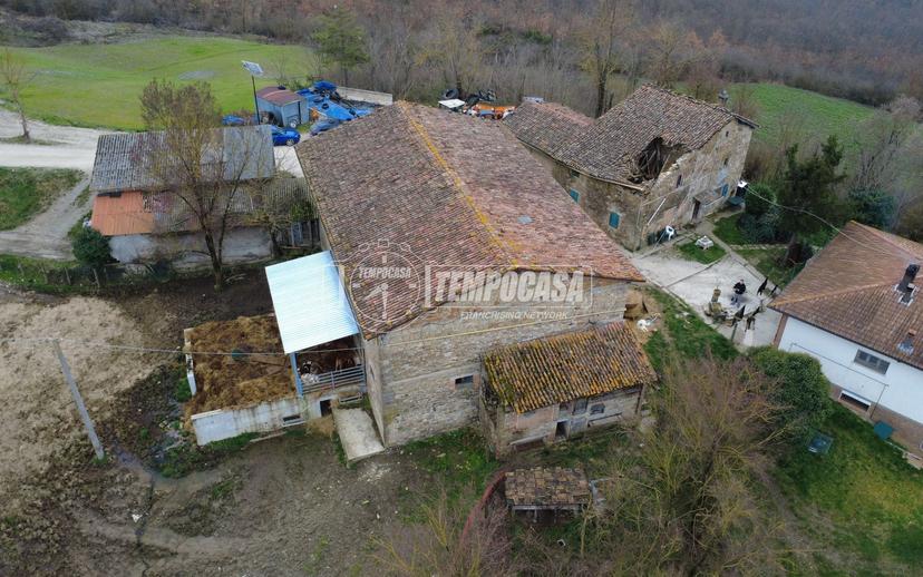 Casa colonica in Via Carviano 93/Rabatta, Grizzana Morandi — foto 3 di 5