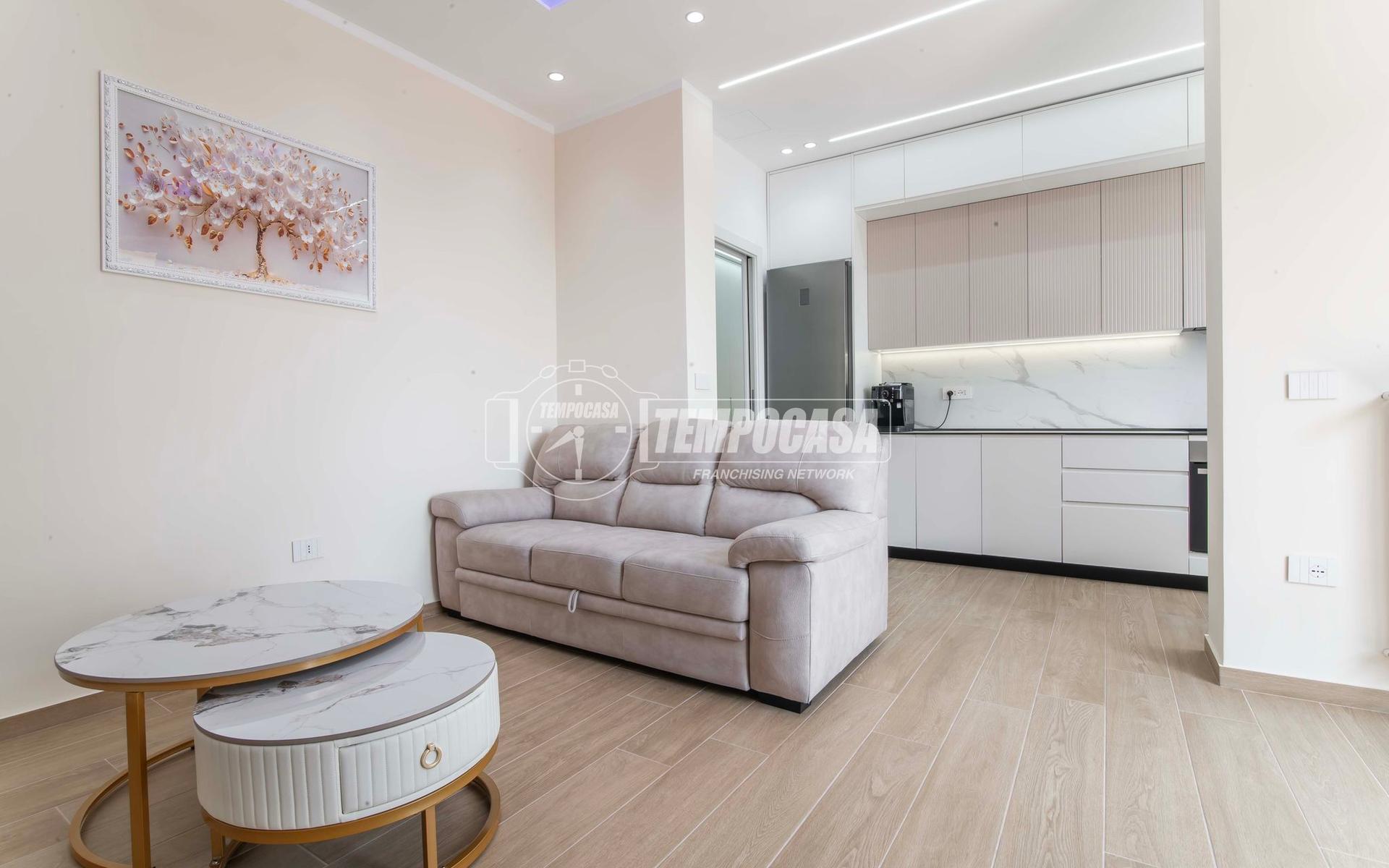 Trilocale in Via Carlo Sormani 57, Cusano Milanino