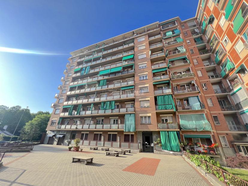 Trilocale in Via Gottardo 39, Torino
