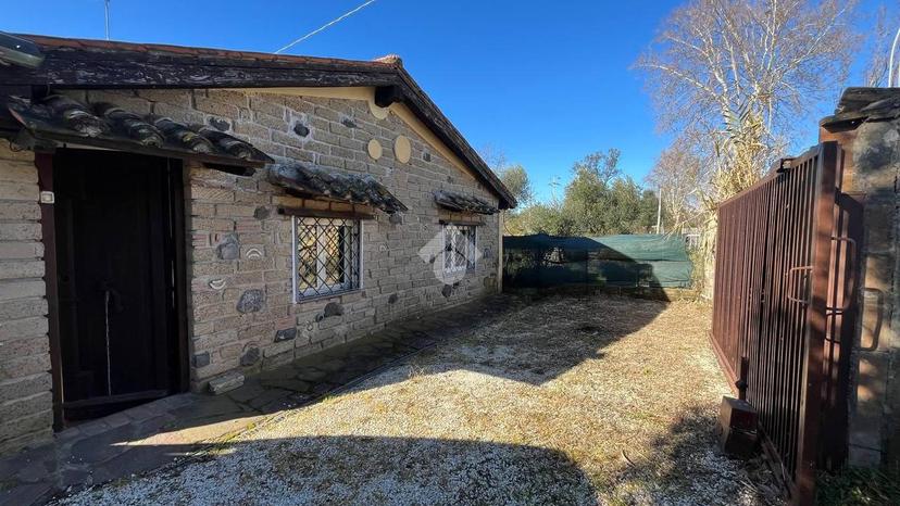 Villa in Via Sp4/a 37, Trevignano Romano — foto 4 di 5
