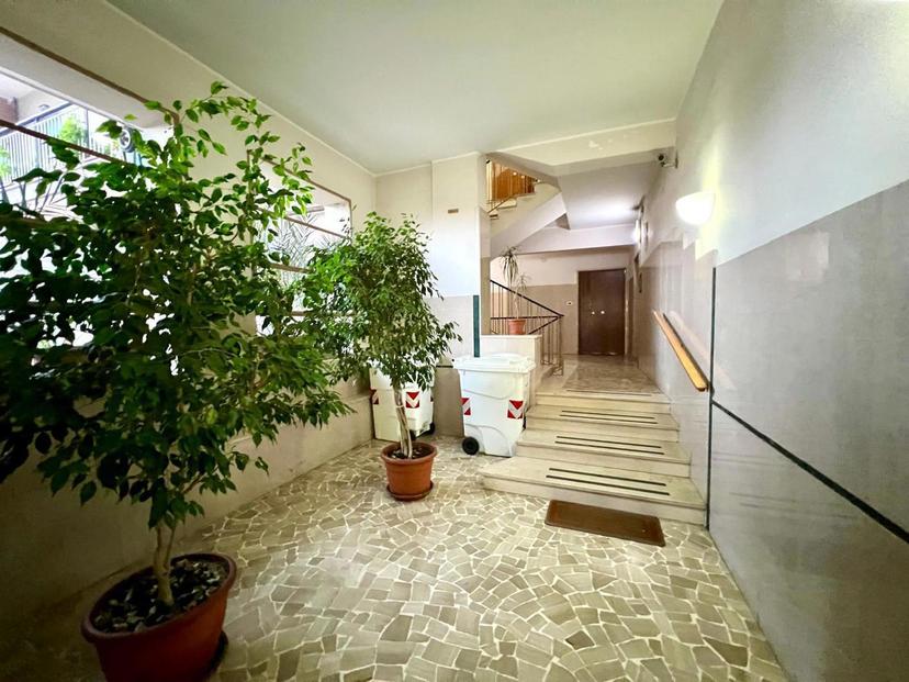 Quadrilocale in Via  Nicolardi, Napoli