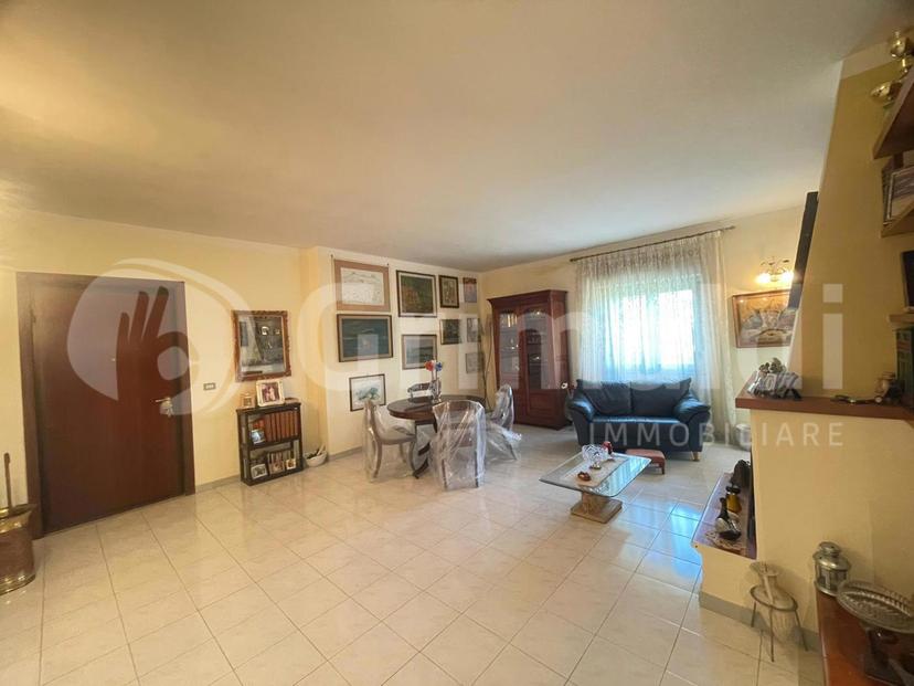 Quadrilocale in Via Viticella 4, Quarto