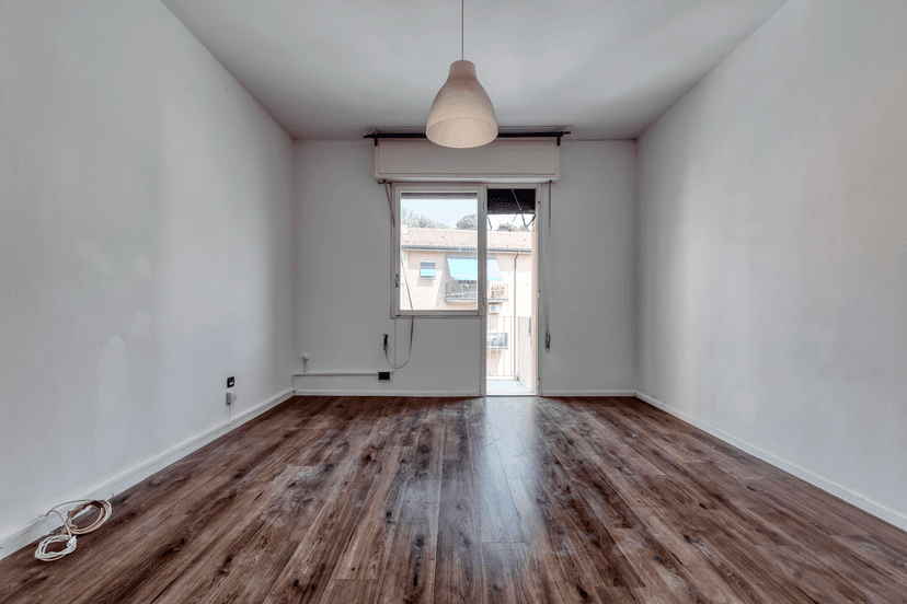 Appartamento in Via Padova, Bologna