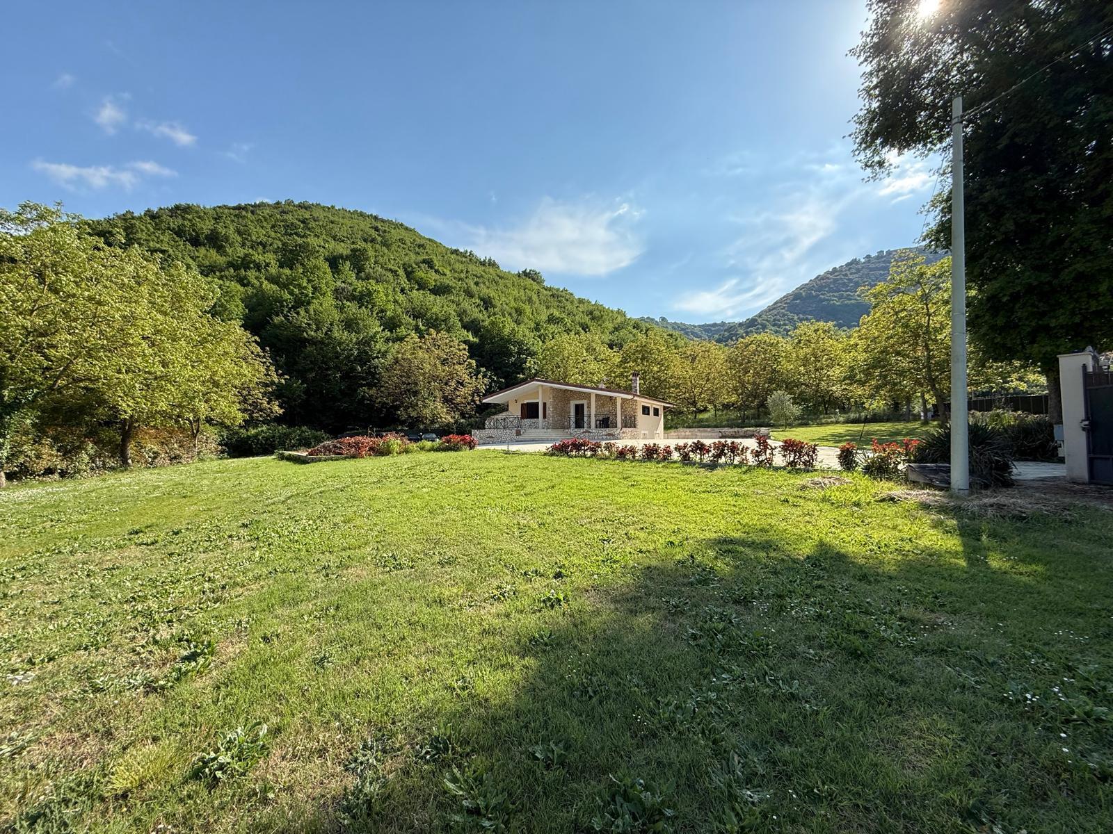 Casa indipendente in Via Carpinetana Ovest 7, Segni