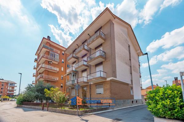 Bilocale in Strada delle Finanze 8, Nichelino