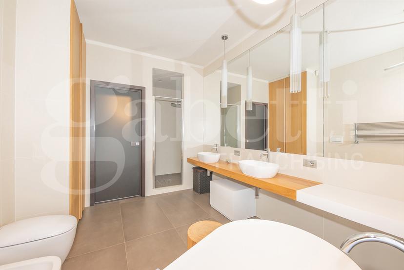 Villa in Corso De Gasperi 53/6, Rivoli — foto 3 di 5