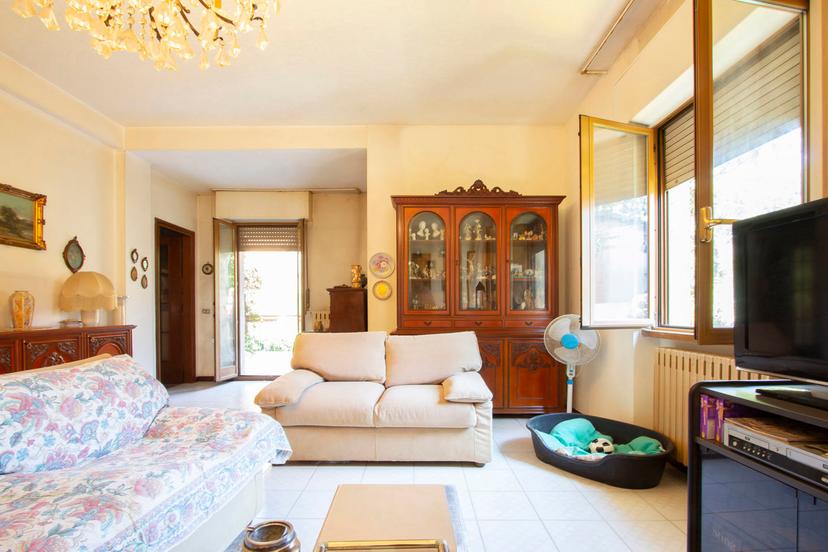Trilocale in Via delle Rose  8, Cusano Milanino — foto 2 di 5