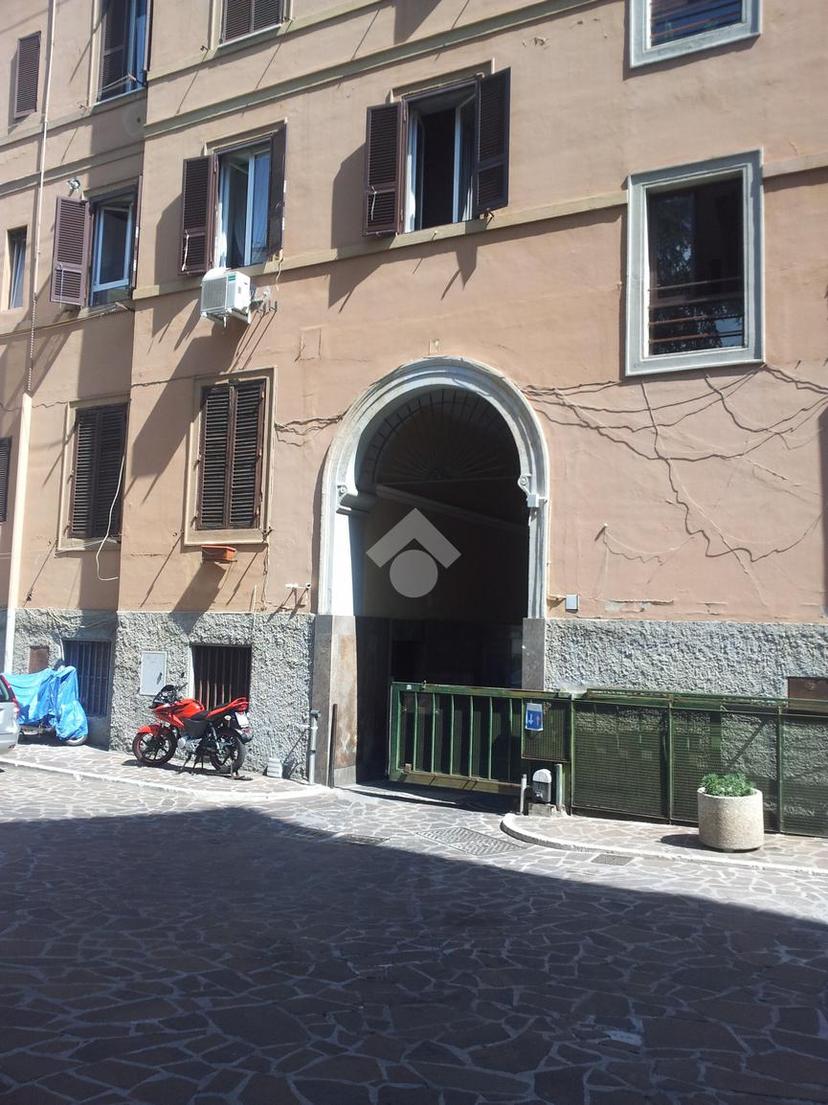 Bilocale in Via Prenestina 42, Roma