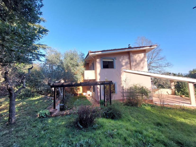 Villa in Via Giro del Colle, Castelnuovo di Porto — foto 2 di 5
