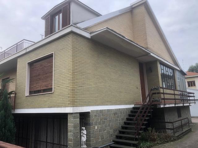 Casa indipendente in Via Camillo Benso Conte di Cavour 12, Paderno Dugnano — foto 5 di 5
