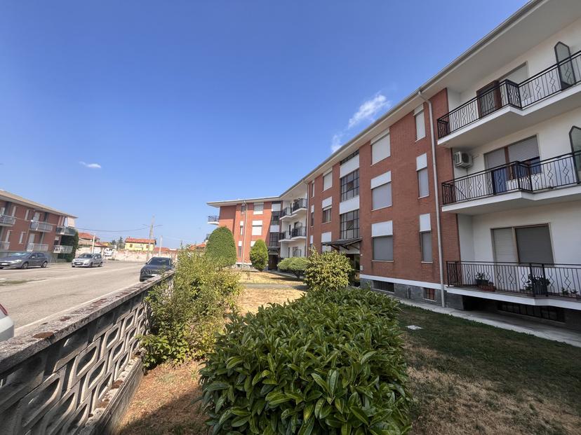 Trilocale in Via Uligini, 17, Rivarolo Canavese — foto 2 di 5