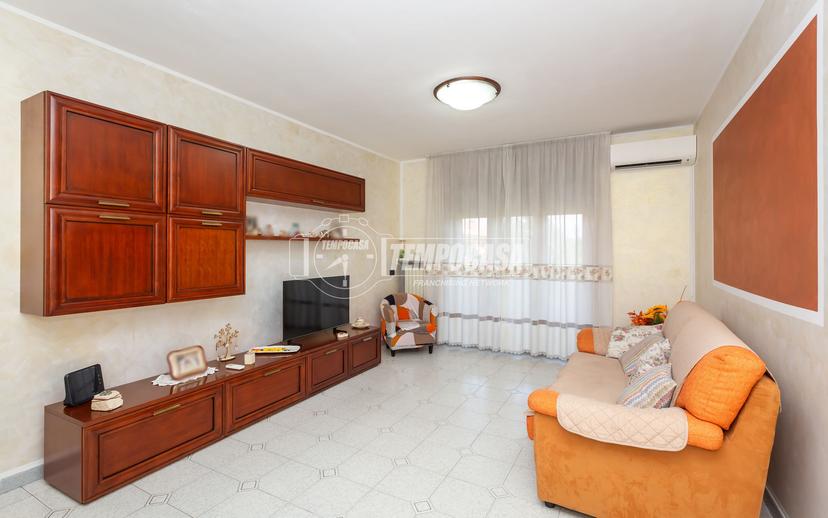 Quadrilocale in Via XXV Aprile 10, Villastellone — foto 2 di 5