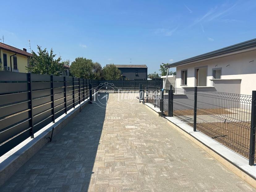 Villa a schiera in Via Grigna 11, Nerviano — foto 2 di 5