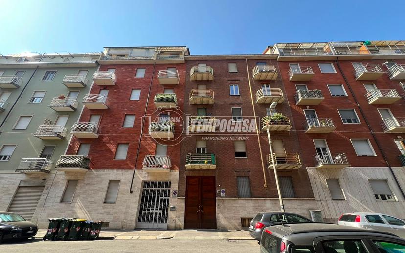 Trilocale in Via Mombasiglio 35, Torino