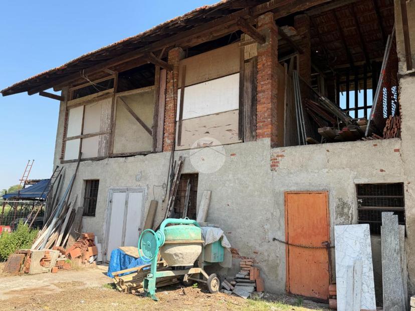 Rustico in Cascina Canepa, Pessano con Bornago — foto 2 di 5