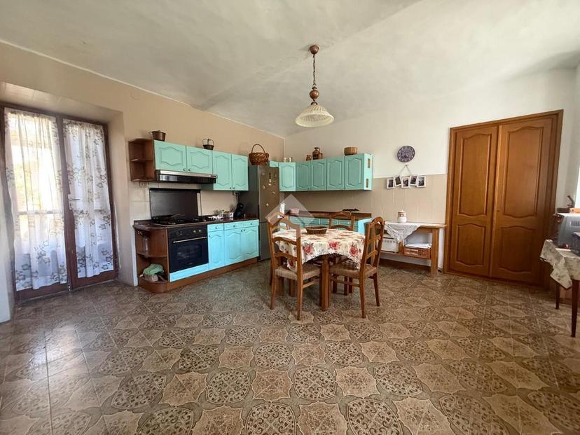 Casa indipendente in Via Torino, Lanzo Torinese — foto 2 di 5