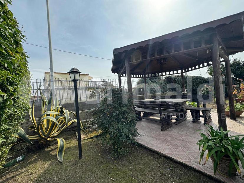 Villa in Via Cesapepere 2, Quarto — foto 3 di 5