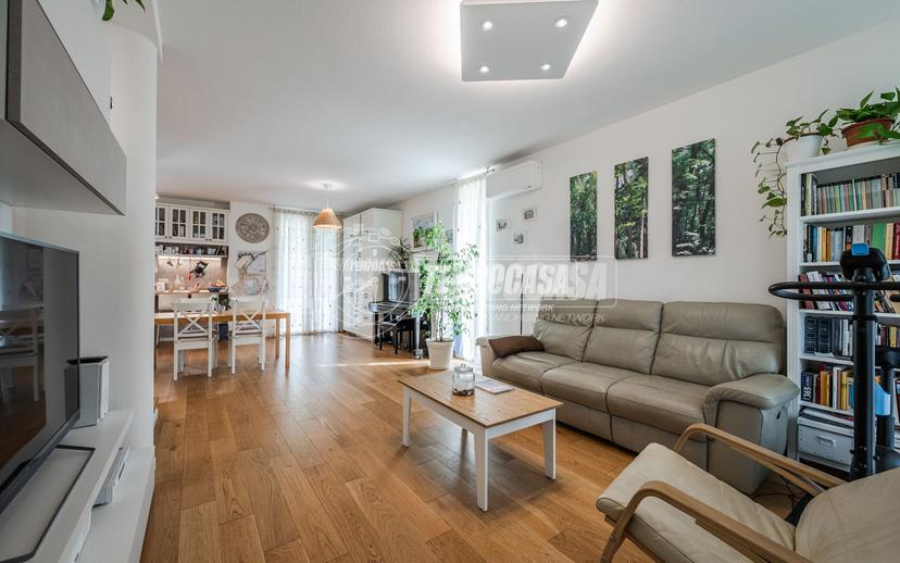 Villa a schiera in Via Alcide De Gasperi, Ozzano dell'Emilia