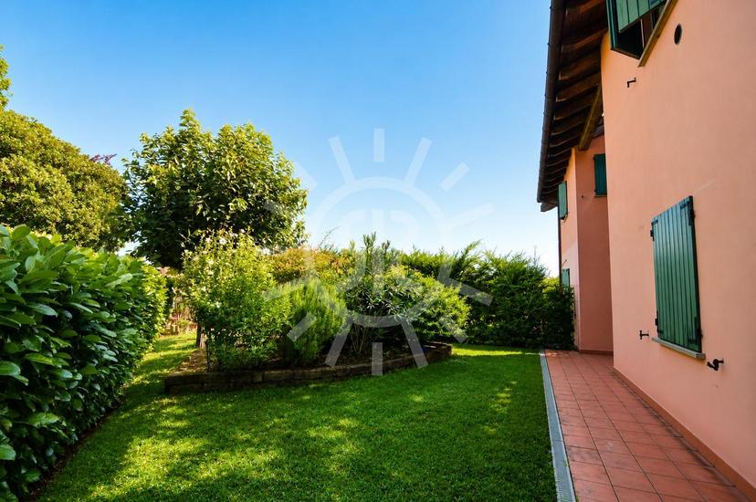 Villa bifamiliare, San Lazzaro di Savena