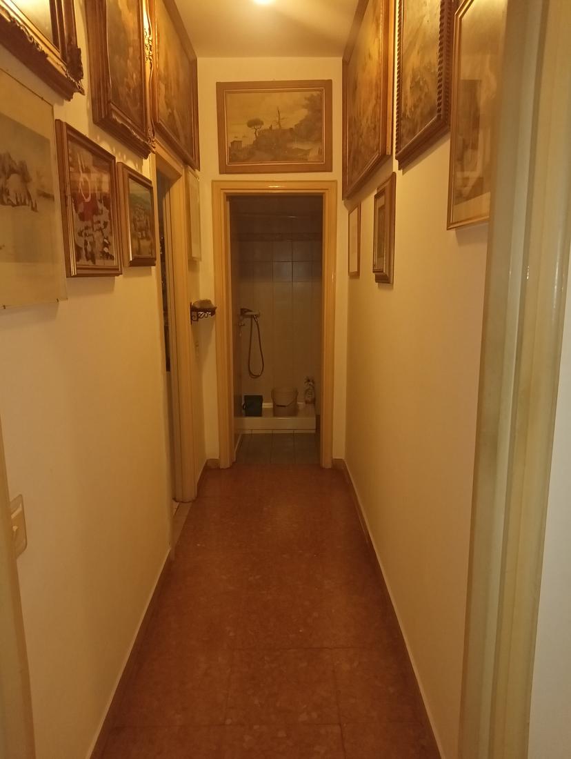 Casale in Viale Vicopisano 81, Roma