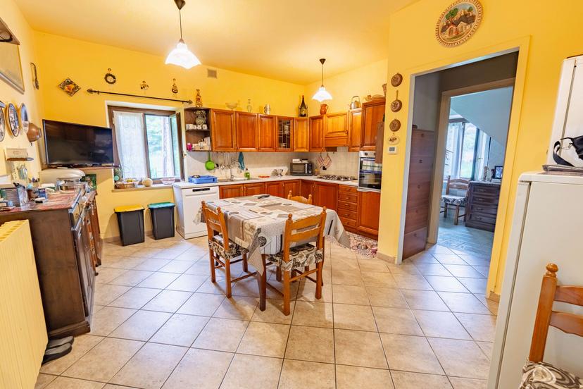 Casa indipendente in Via XXV Aprile  32, Inverso Pinasca — foto 5 di 5
