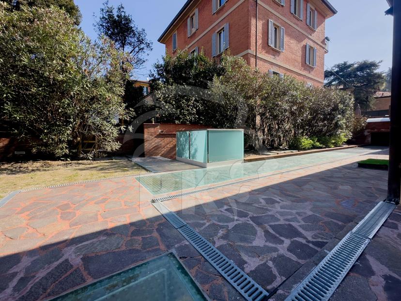 Villa in Via Dotti  16, Bologna